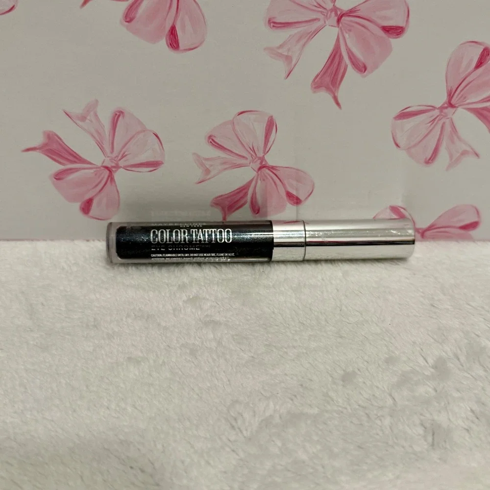 Maybelline Color Tattoo Eye Chrome 590 Black Sparkle Liquid Eyeshadow‎